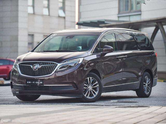 在上海租車公司租車時如何選擇合適的車型？